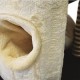 Detalle cuna de árbol rascador con túnel y cuna marrón